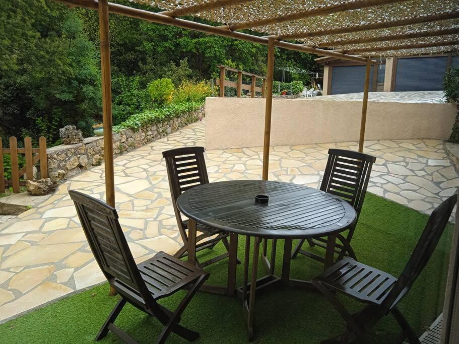 Appartement Neuf Et Independant Dans Rez-De-Villa Vallauris Eksteriør billede